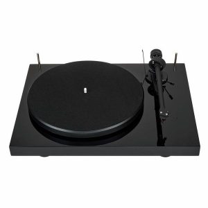 פטיפון פרוג'קט דביוט - Pro-ject Debut III