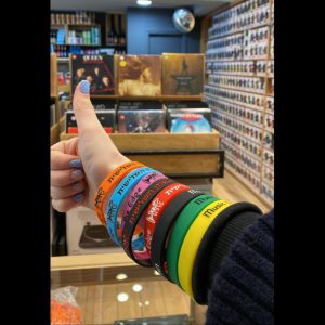 צמיד צבעוני האוזן השלישית