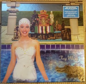 Stone Temple Pilots - Tiny Music...Songs From The Vatican Gift Shop
