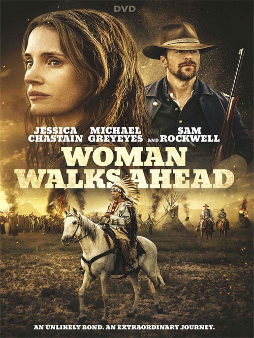 אישה צועדת קדימה