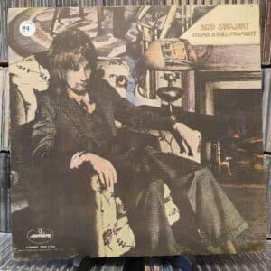 Rod Stewart – Never A Dull Moment