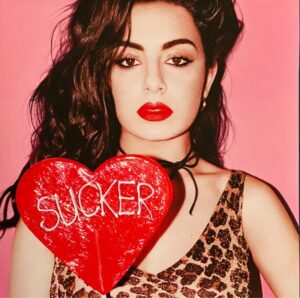 Charli Xcx - Sucker