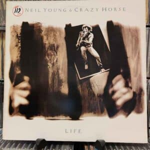 Neil Young & Crazy Horse – Life