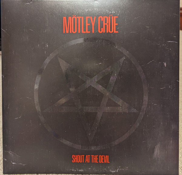 Mötley Crüe - Shout At The Devil Mötley Crüe - Shout At The Devil
