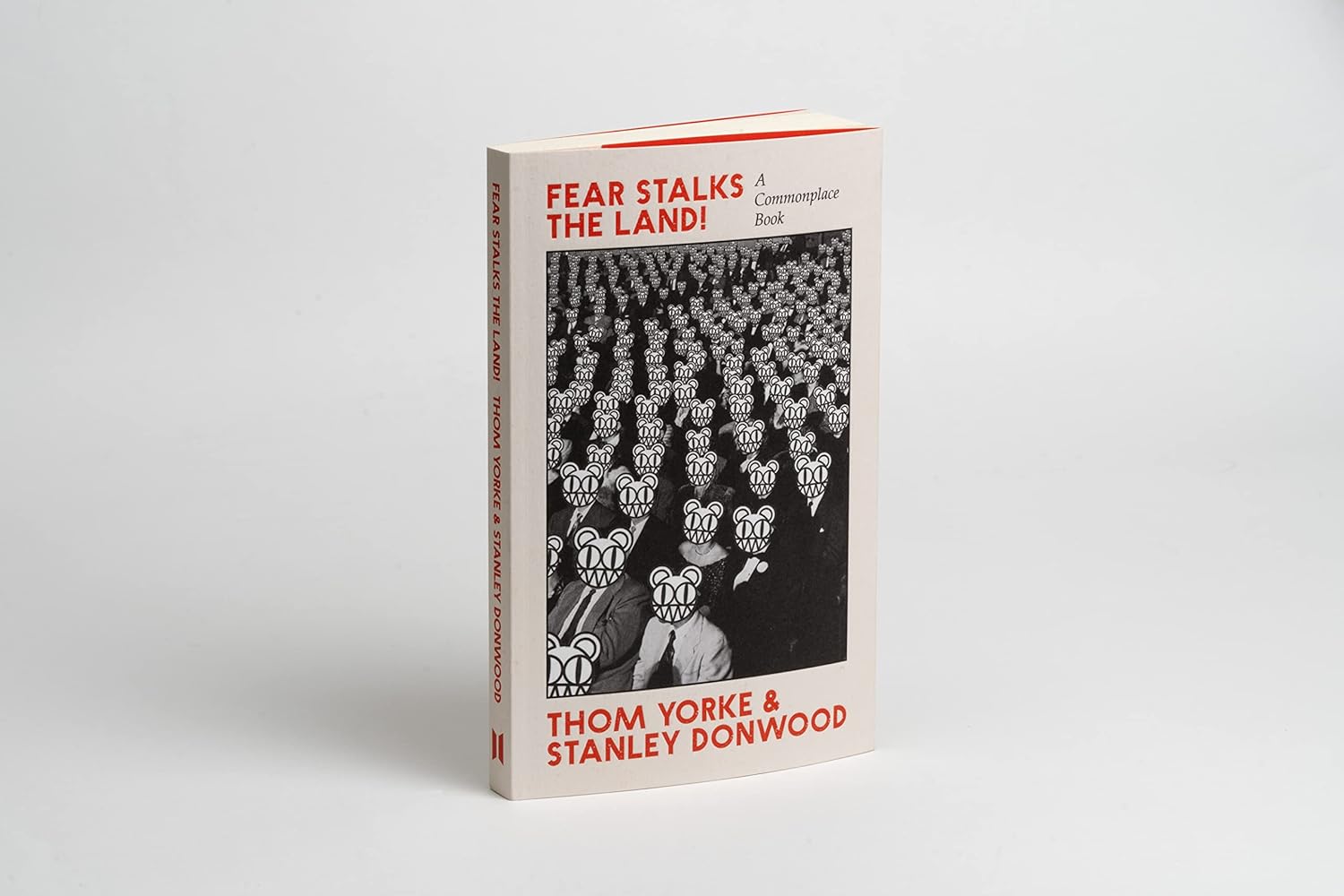 Fear Stalks the Land!: A Commonplace Book Fear Stalks the Land!: A Commonplace Book – תמונה 2