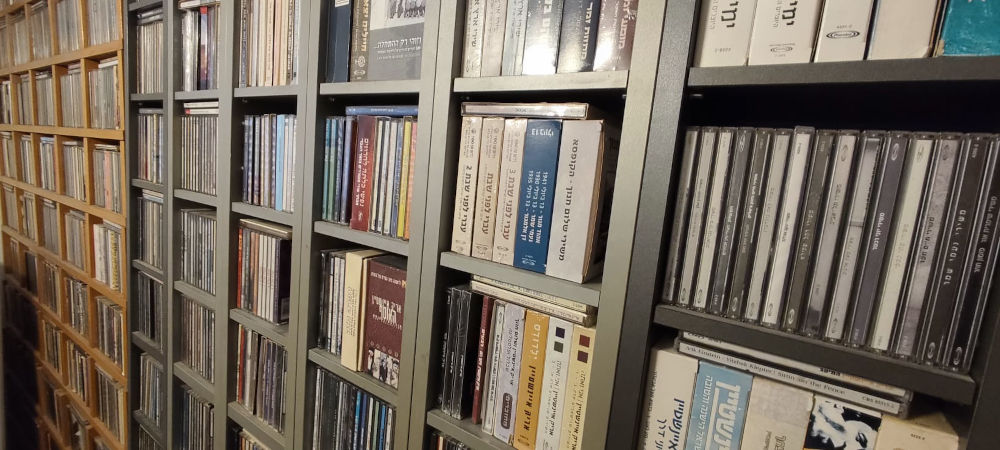 החזרה של הפיזי: למה כולם קונים שוב דיסקים? החזרה של הפיזי: למה כולם קונים שוב דיסקים?
